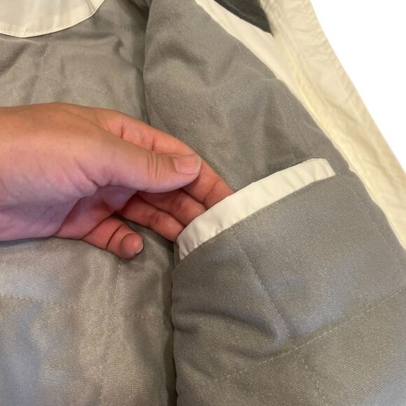 Nike Quilted Shell Jacket Small NWT Rare Vintage Light Cream Clean Girl Fall - Picture 11 of 16